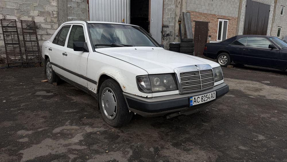 Mercedes 200D w124 двигун OM601  Diesel