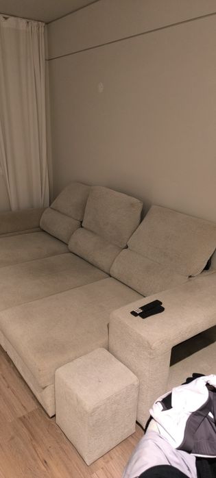 Sofá chaiselong e sofá cama com compartimento