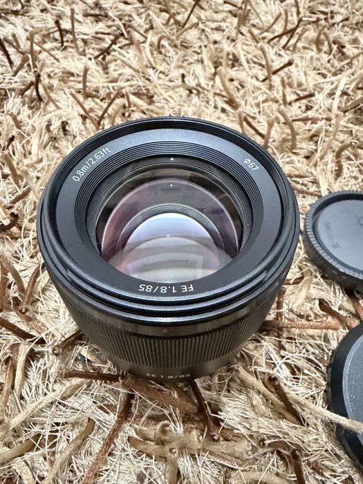Sony 85mm f1.8 objetiva