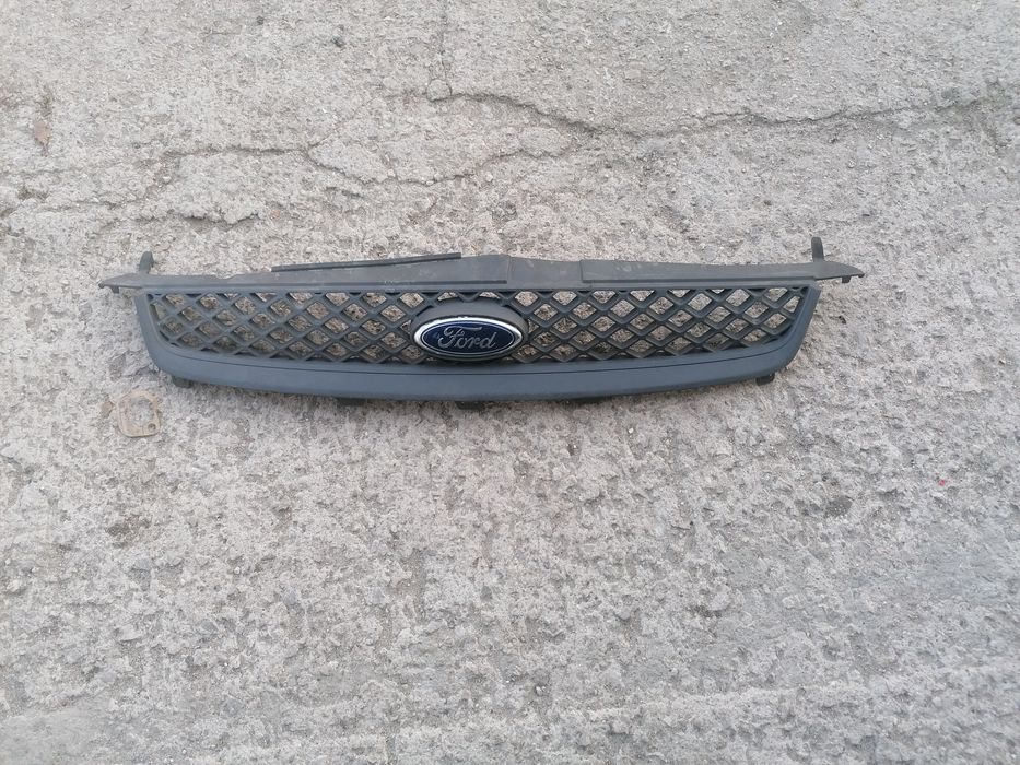 Ford Fiesta grill atrapa nowa