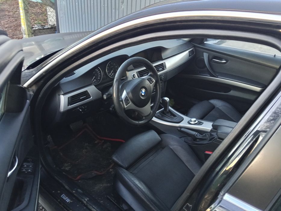 BMW E90 325I wszystkie części