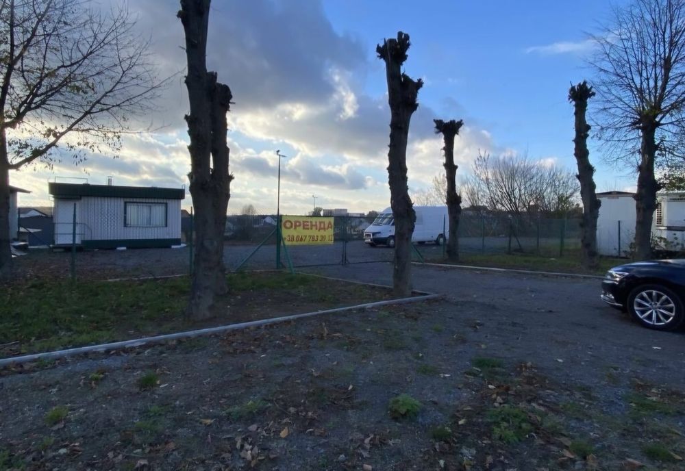 Оренда земельної ділянки з офісом під автомайданчик та інший бізнес