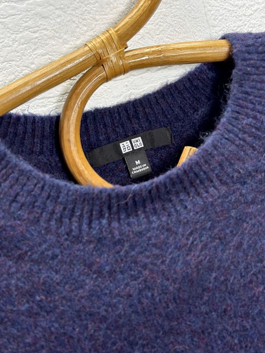 Светр  Uniqlo 100%  вовна