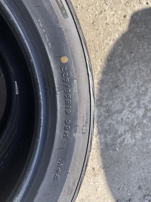 R19 225/55 Advanta