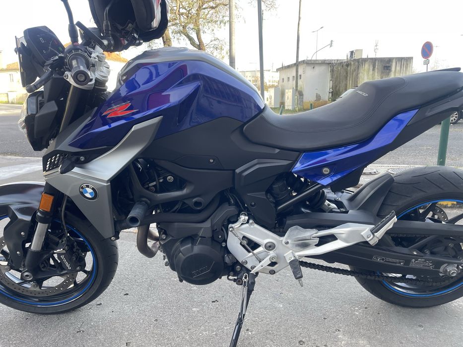Moto bmw F900R Snaked