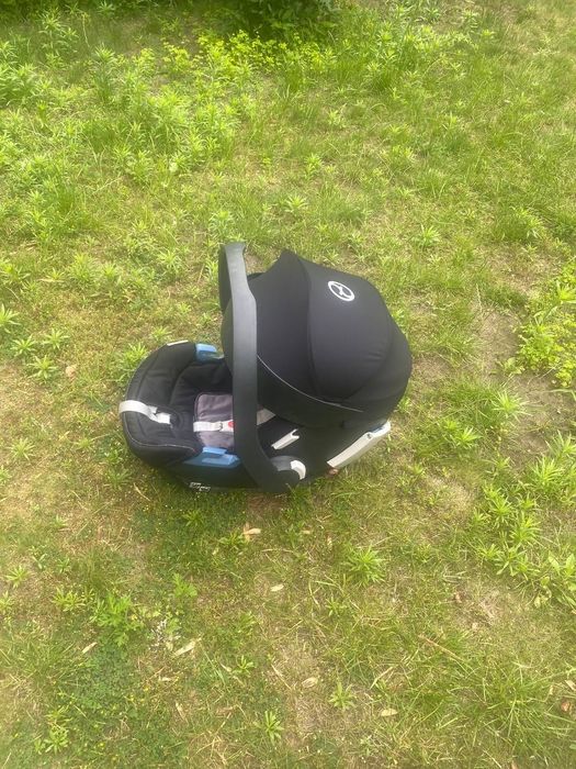 Дитяче автокрісло cybex aton