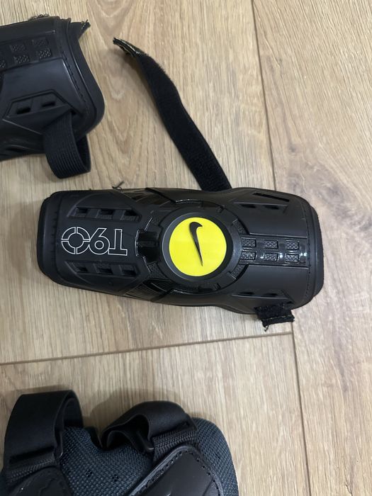 Vendo joelheras e caneleiras