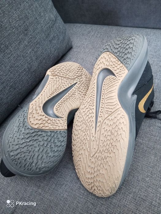Nowe Buty do koszykówki  42,5 Nike precision 7