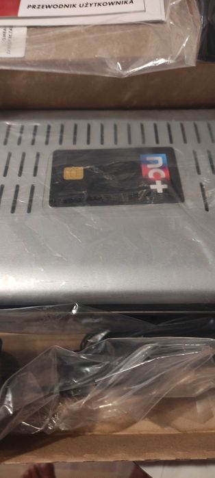 Sprzedam dekoder nc+ na kartę.