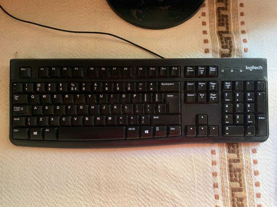 Клавіатура logitech  k120 для роботи