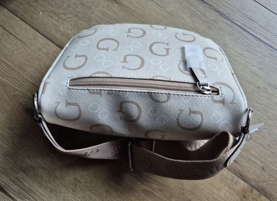 Saszetka Nerka Damska Guess