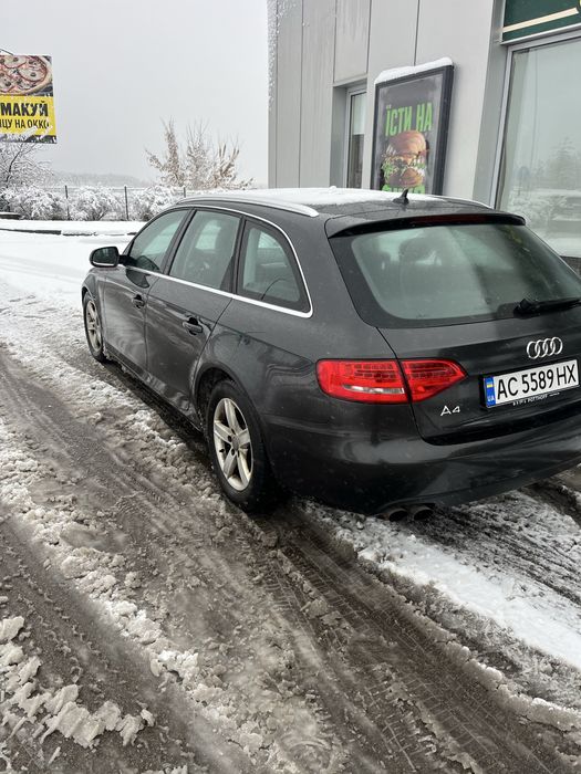 Продам ауді а4 б8