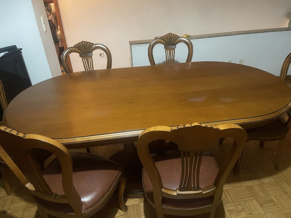 Mesa de 6 cadeiras