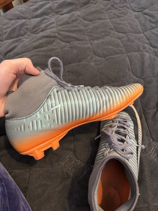 Футбольні бутси Nike 39р.