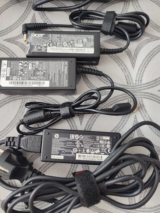 Блок живлення для ноутбуків dell,hp, Lenovo