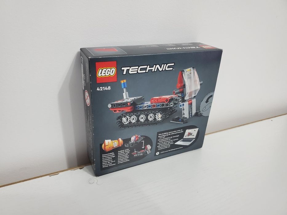 Lego Technic 42148 Snow Groomer Ratrak