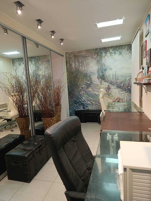 Продам офисное помещение 84м2 с ремонтом в центре ул,Мироносицкая 99