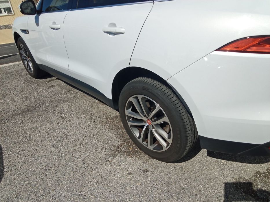Jaguar F-Pace 2.0 i4D Prestige