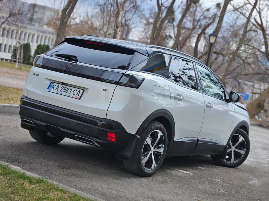 Peugeot 3008 2020 року
