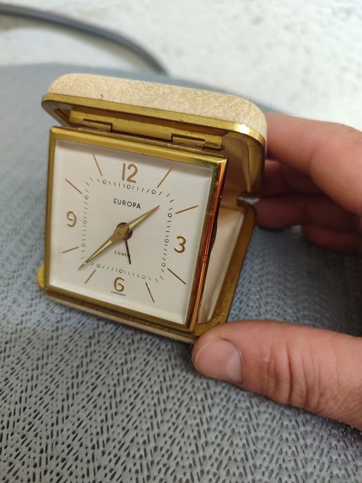 Будильник механический,дорожный