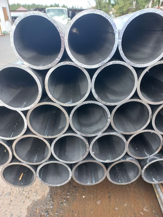 Rury, słupki , konstrukcje  fi 89 mm x 5,6 mm i fi 76,1 x 4,5