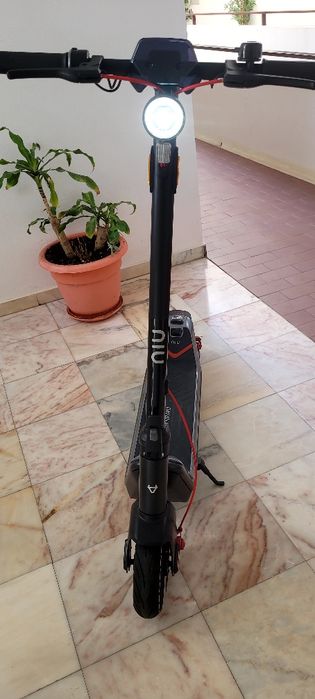 Trotinete NIU   KQI3 MAX