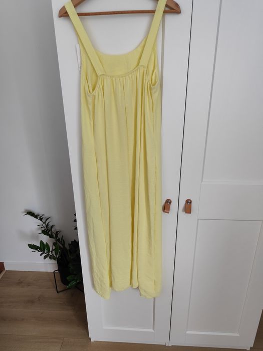 Bananowa sukienka letnia