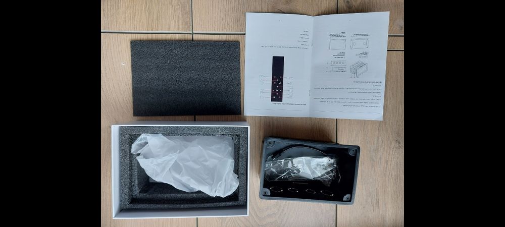 Radio dotykowe ścienne podtynkowe android 11