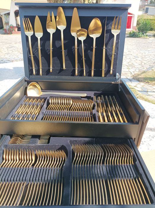 HERDMAR - Elegante Faqueiro Stick Dourado Mate com 130 peças *NOVO*