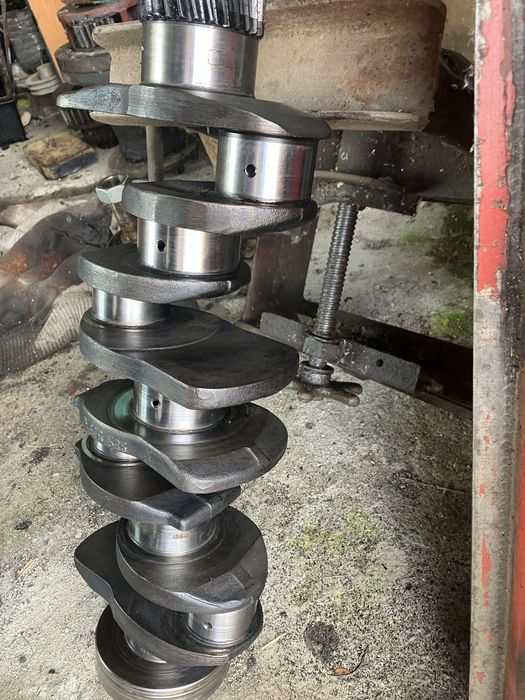 Wał korbowy oryginalny MF4 IMT