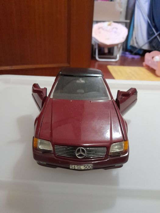 Carros metálicos