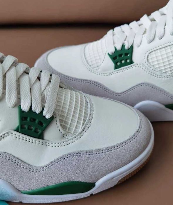 Jordan Air Jordan 4 Retro Green Thunder. 43