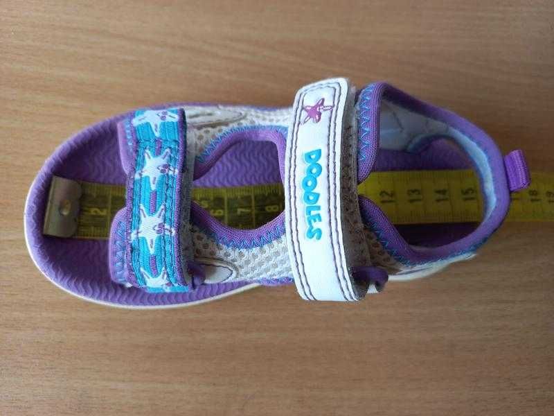 Класні босоніжки clarks uk6/22,5 р. устілка 14,5 см