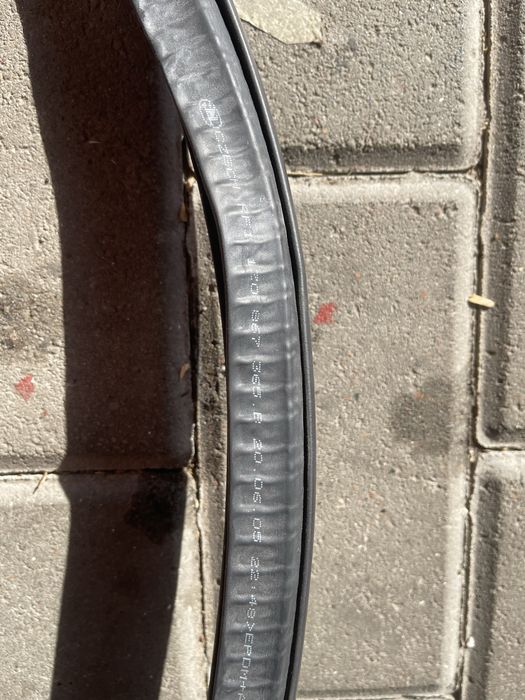 Ущільнювач дверей Шкода Октавія А5 уплотнитель ляди, дверей Octavia