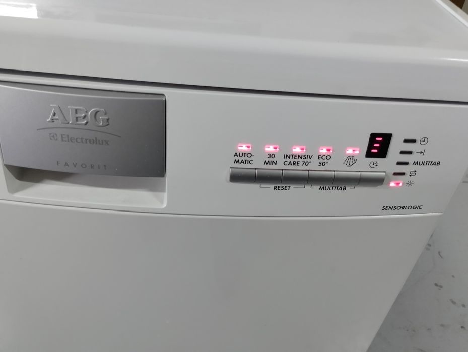 Máquina de lavar roupa AEG