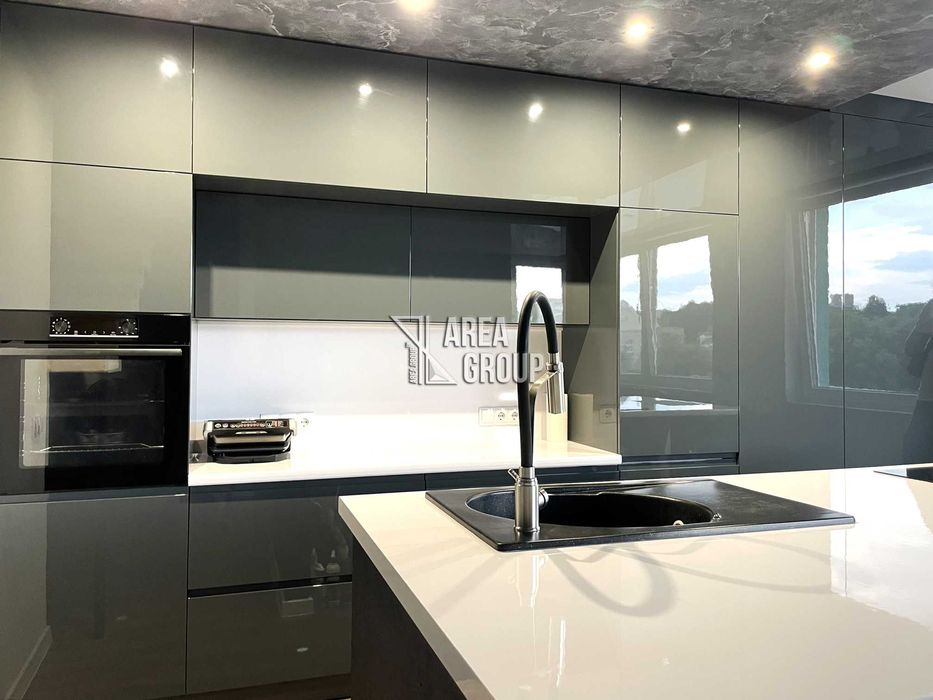 Продається стильна дворівнева квартира.