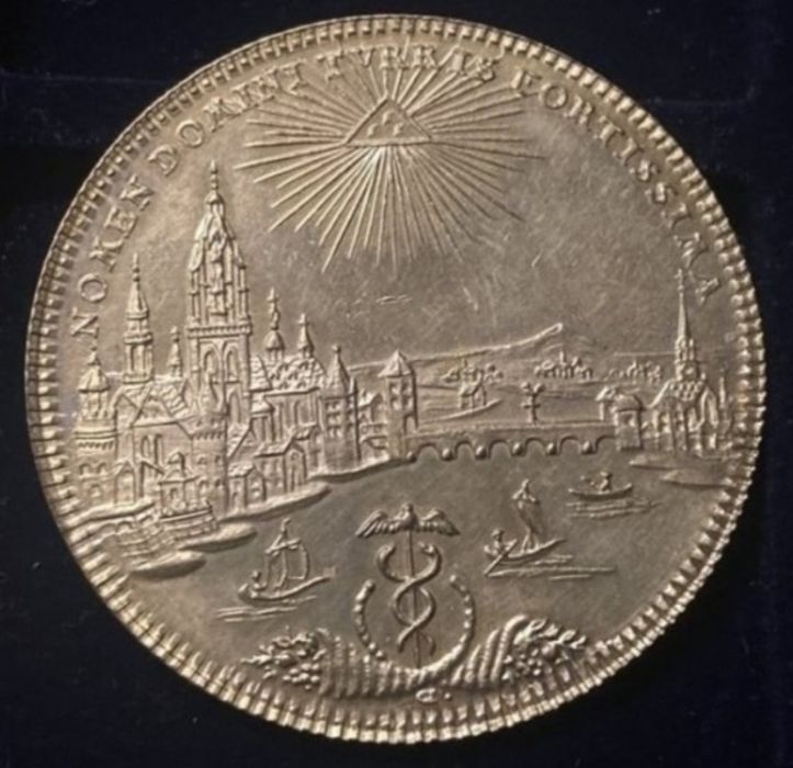 PRATA vendo grande colecção de moedas todo mundo em PRATA