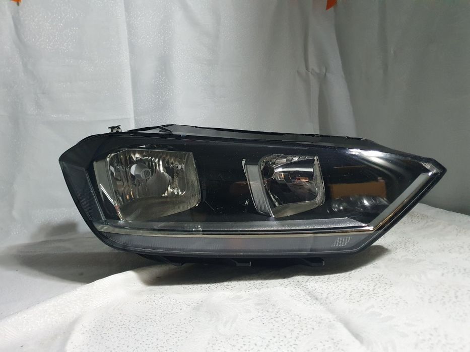 Lampa prawa Vw Golf VII 7 Sportsvan Europa