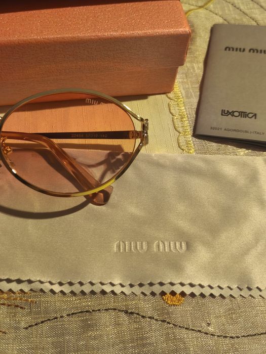 Óculos de sol Miu Miu