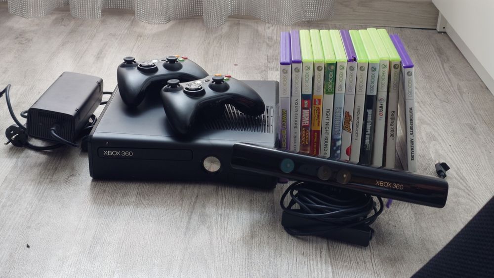 Xbox 360 Kinect 2xpad gry