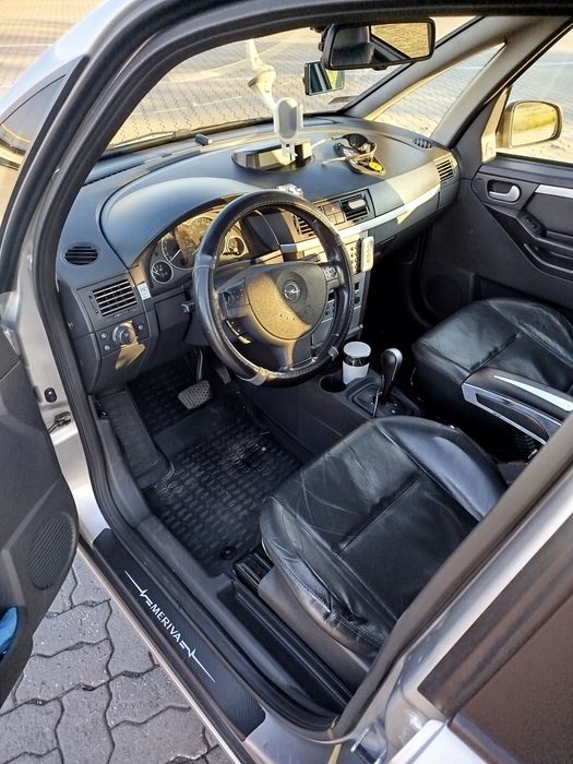 Sprzedam opla Meriva witam