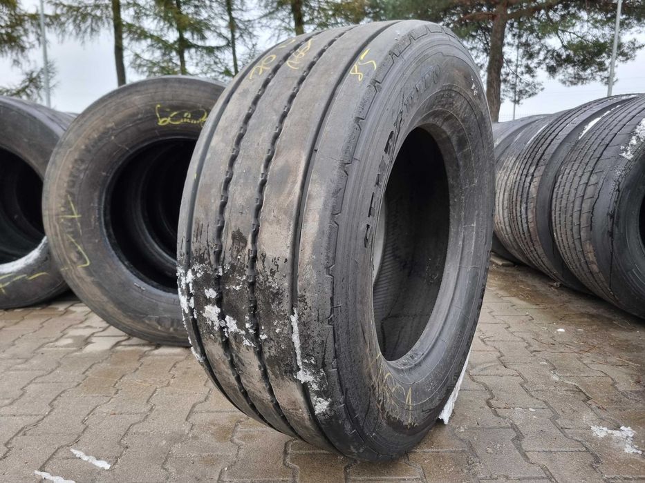 385/55R22.5 Opona SEMPERIT RUNNER T2 10-11mm Naczepa T 2