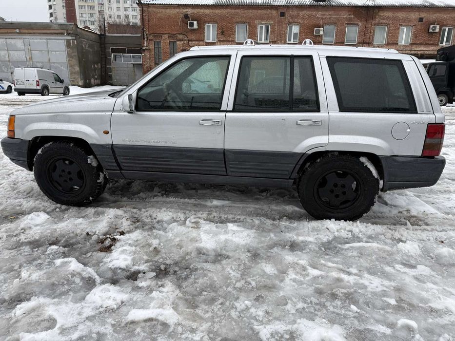 Jeep Grand Cherokee 2001рік 2,5дизель повний привід 4х4