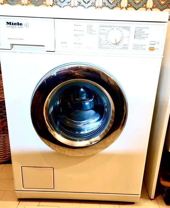 Máquina de lavar roupa Miele