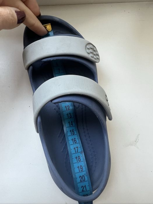Crocs J1 босоніжки