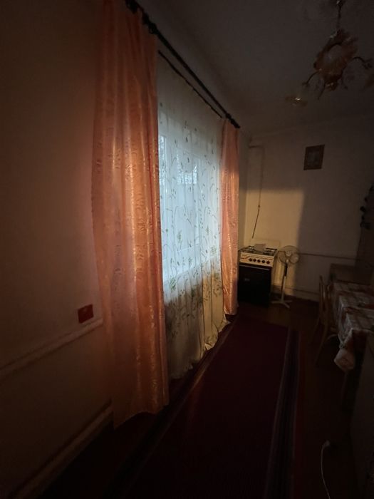 Терміновий продаж будинок м.Тлумач жилий стан ділянка 25 сотих