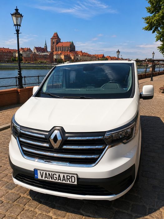 Wynajem | 9-osobowy Renault Trafic Combi | AUTOMAT | POLSKA + EUROPA