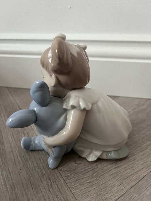 Figurka lladro nao