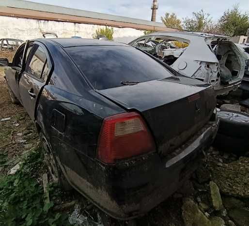 Кузов Mitsubishi Galant 2007 2.4 черный. Разборка Mitsubishi Galant 9