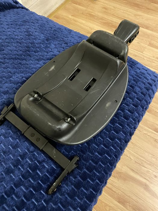 Kiddy Evoluna i-Size Plus z bazą Isofix Base